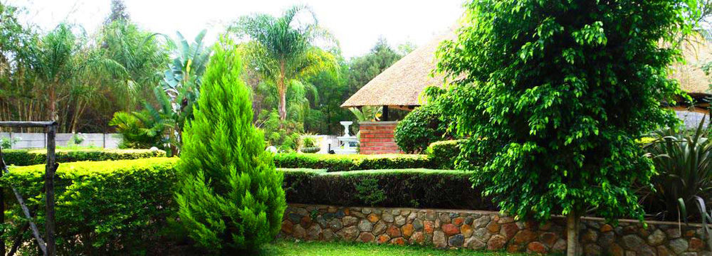 Wozani Lodge Bulawayo Esterno foto